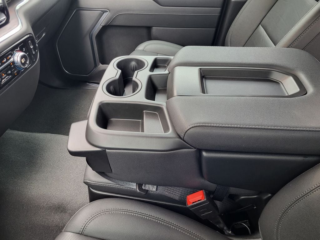 2025 GMC Sierra 1500 4WD Crew Cab Short Box SLT