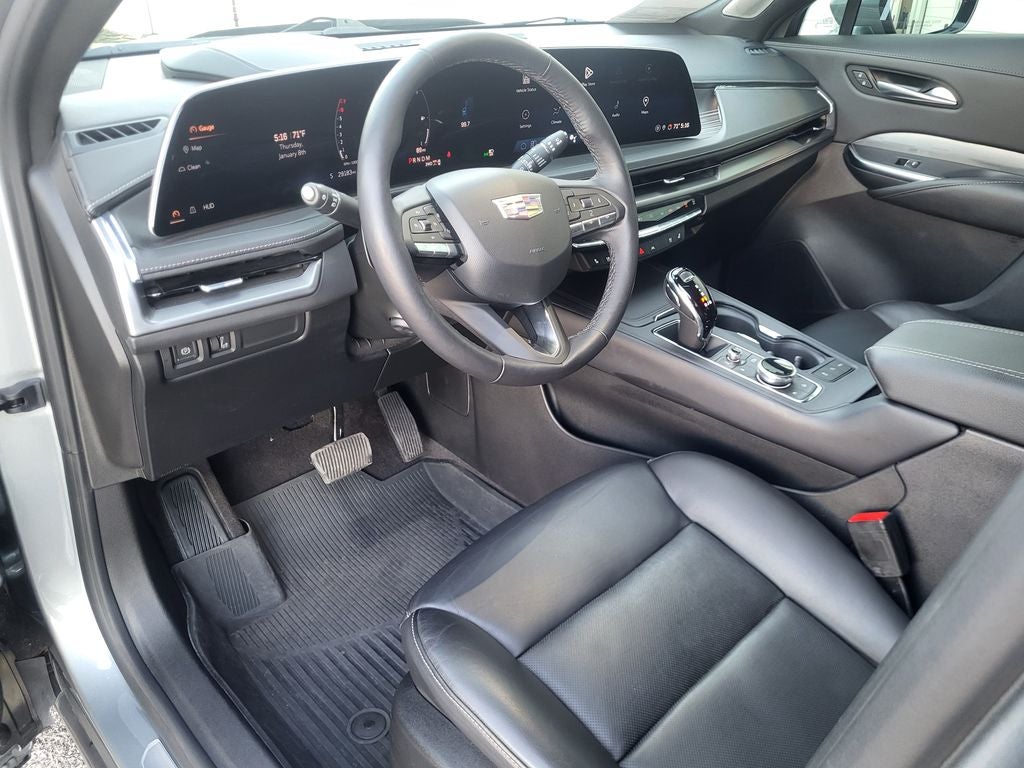 2024 Cadillac XT4 AWD Premium Luxury