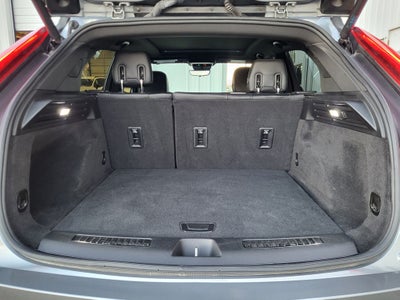 2024 Cadillac XT4 AWD Premium Luxury