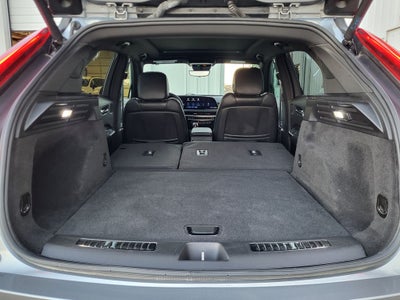 2024 Cadillac XT4 AWD Premium Luxury