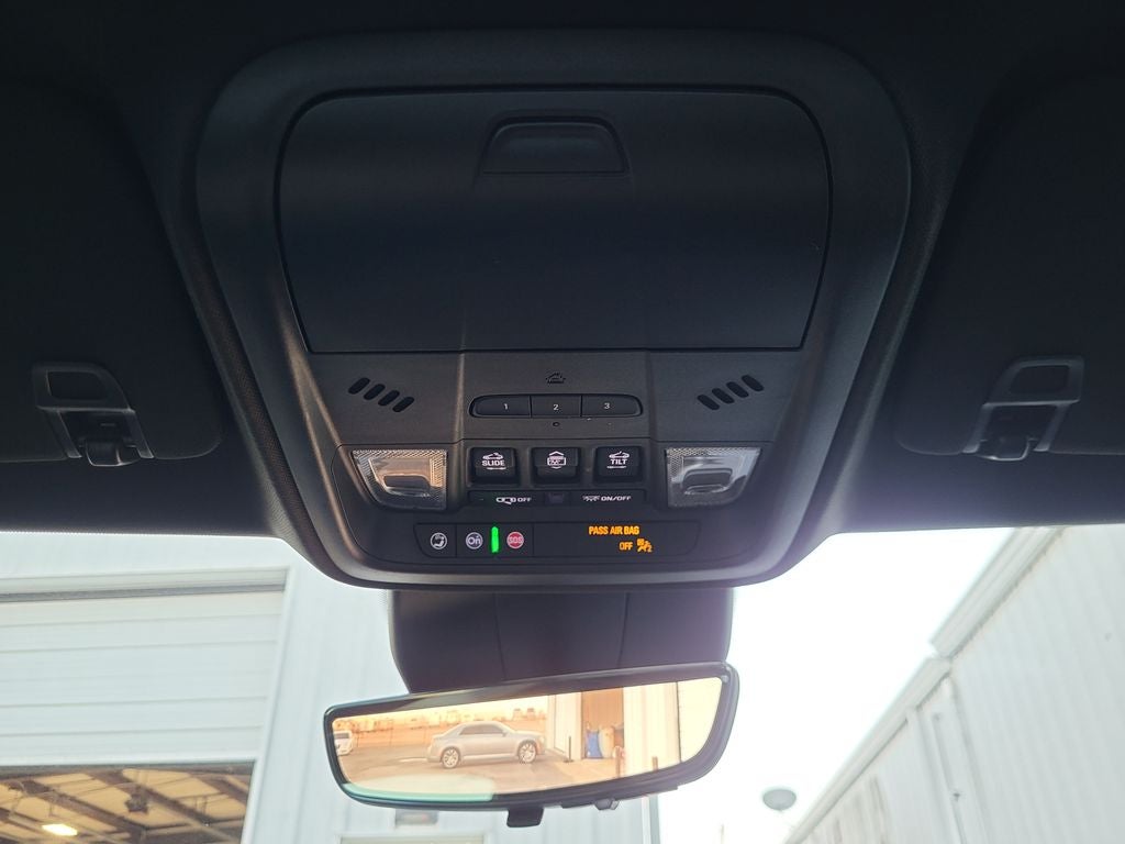 2024 Cadillac XT4 AWD Premium Luxury