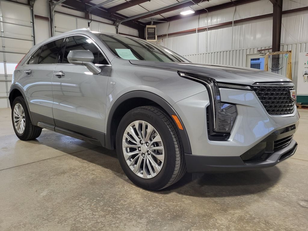 2024 Cadillac XT4 AWD Premium Luxury