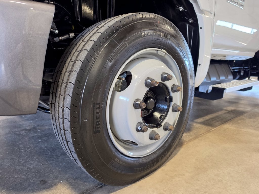 2024 Chevrolet Silverado 6500HD 1WT