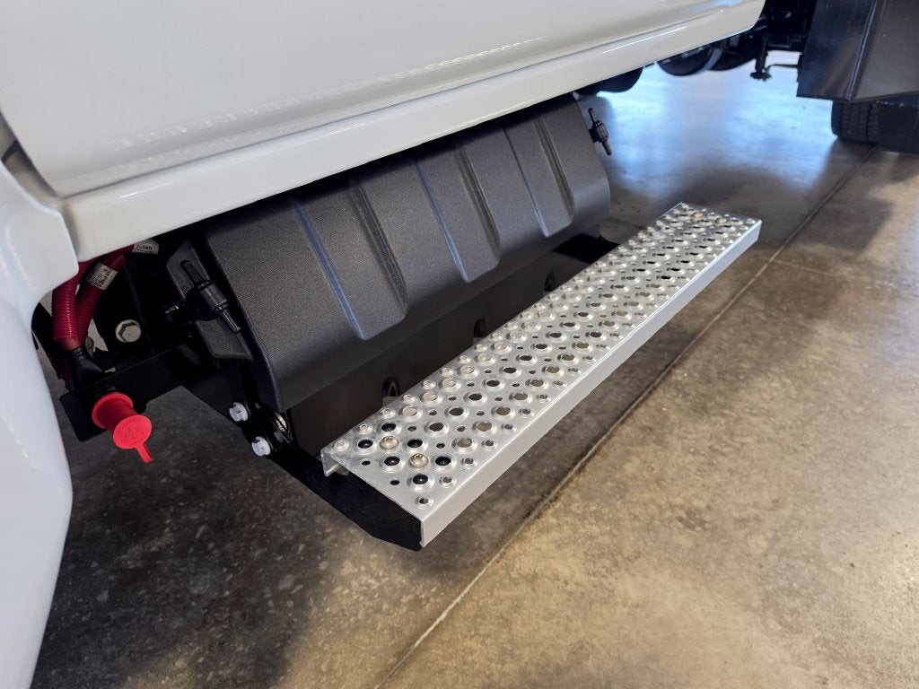 2024 Chevrolet Silverado 6500HD 1WT