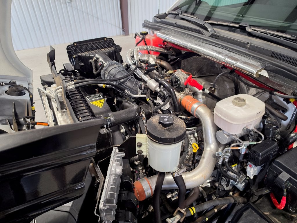 2024 Chevrolet Silverado 6500HD 1WT