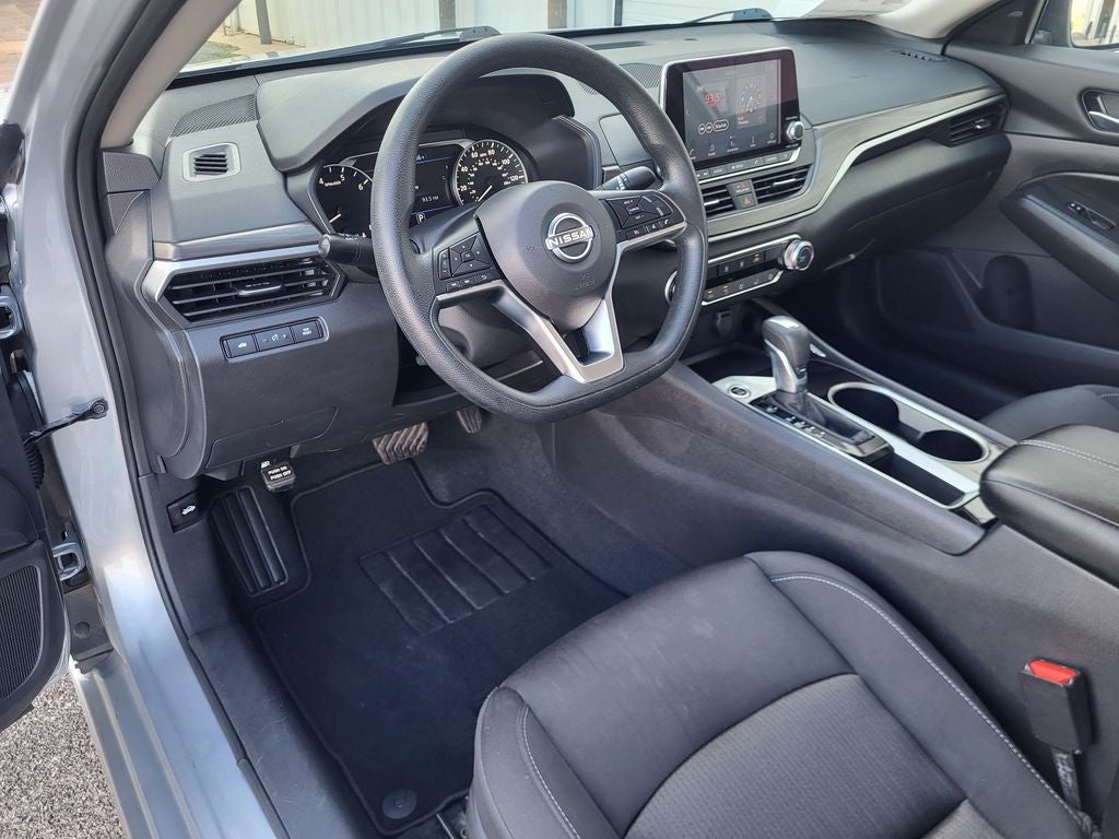 2024 Nissan Altima SV FWD