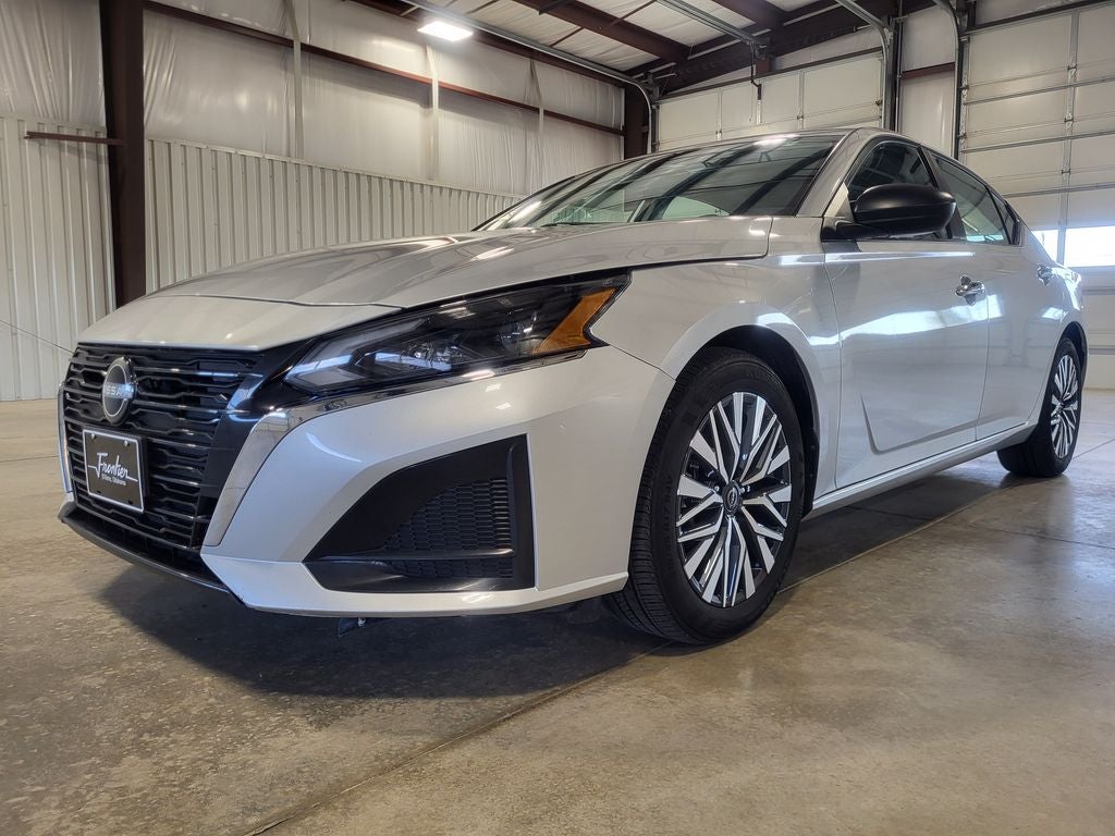 2024 Nissan Altima SV FWD