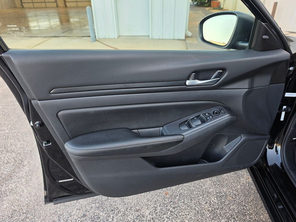 2025 Nissan Altima SV FWD