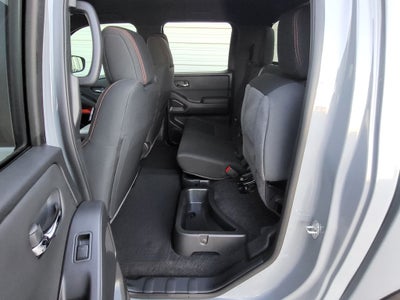 2024 Nissan Frontier Crew Cab PRO-4X 4x4