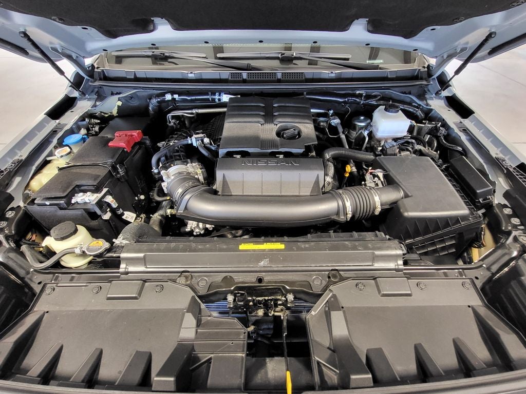 2024 Nissan Frontier Crew Cab PRO-4X 4x4