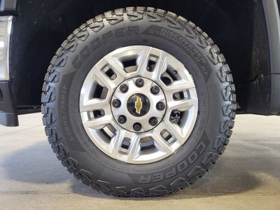 2025 Chevrolet Silverado 2500HD 4WD Crew Cab Standard Bed LT