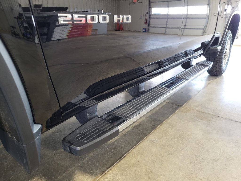 2025 Chevrolet Silverado 2500HD 4WD Crew Cab Standard Bed LT