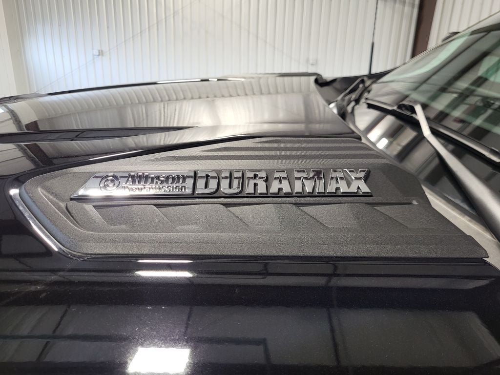 2025 Chevrolet Silverado 2500HD 4WD Crew Cab Standard Bed LT