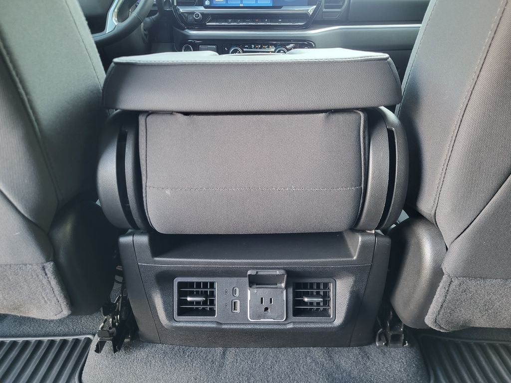 2025 Chevrolet Silverado 2500HD 4WD Crew Cab Standard Bed LT