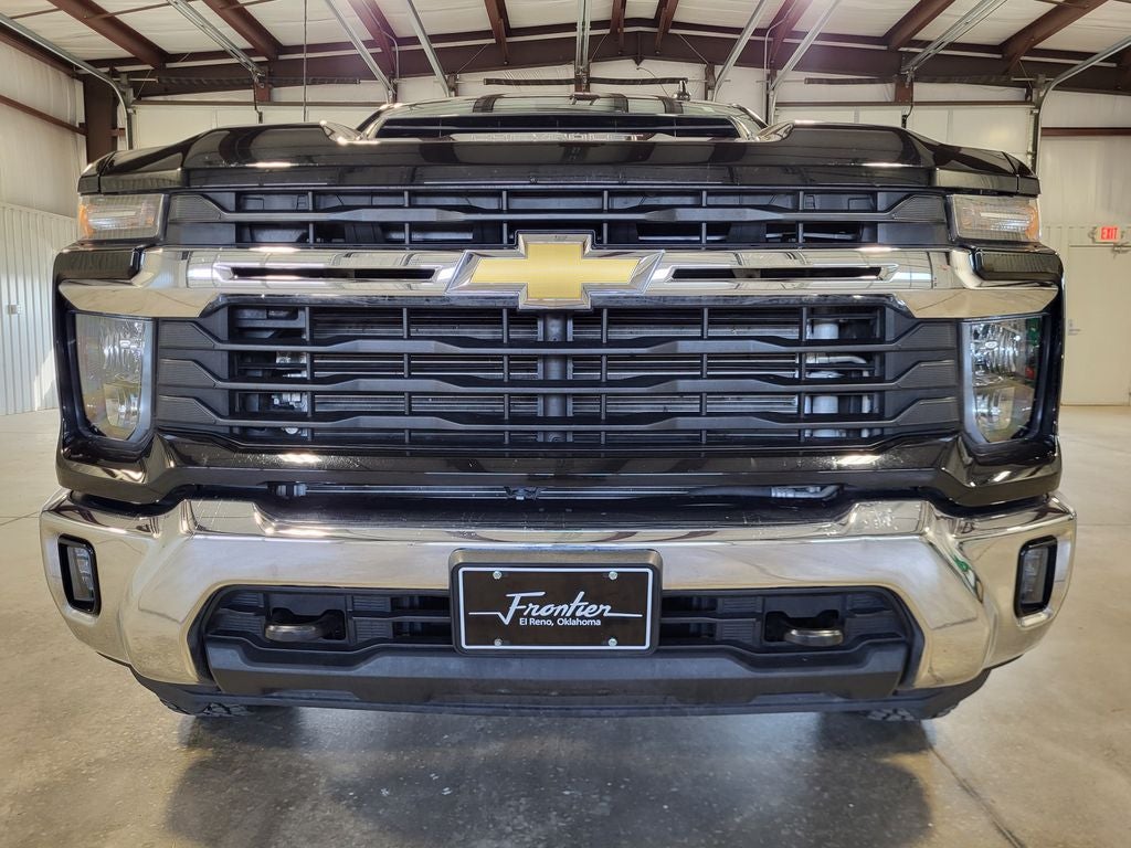 2025 Chevrolet Silverado 2500HD 4WD Crew Cab Standard Bed LT
