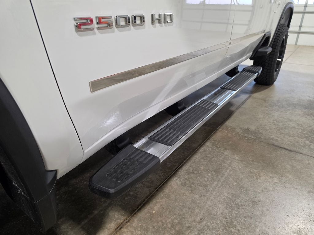 2025 Chevrolet Silverado 2500HD 4WD Crew Cab Standard Bed LT