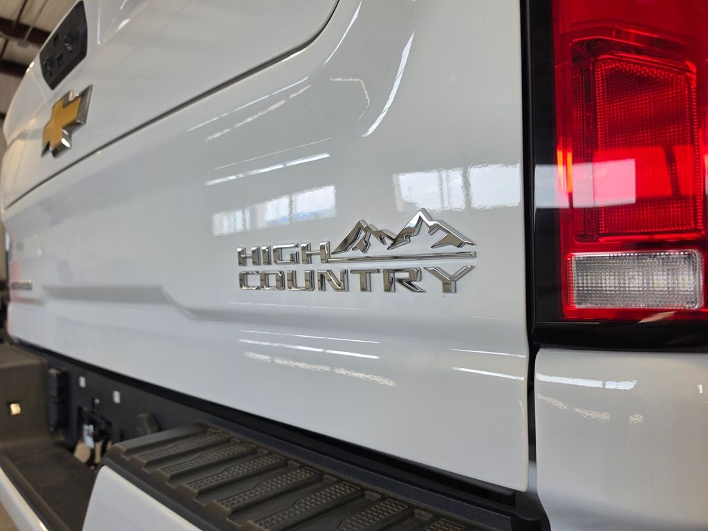 2024 Chevrolet Silverado 2500HD 4WD Crew Cab Standard Bed High Country