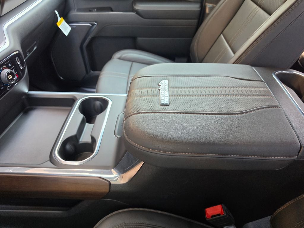 2024 Chevrolet Silverado 2500HD 4WD Crew Cab Standard Bed High Country