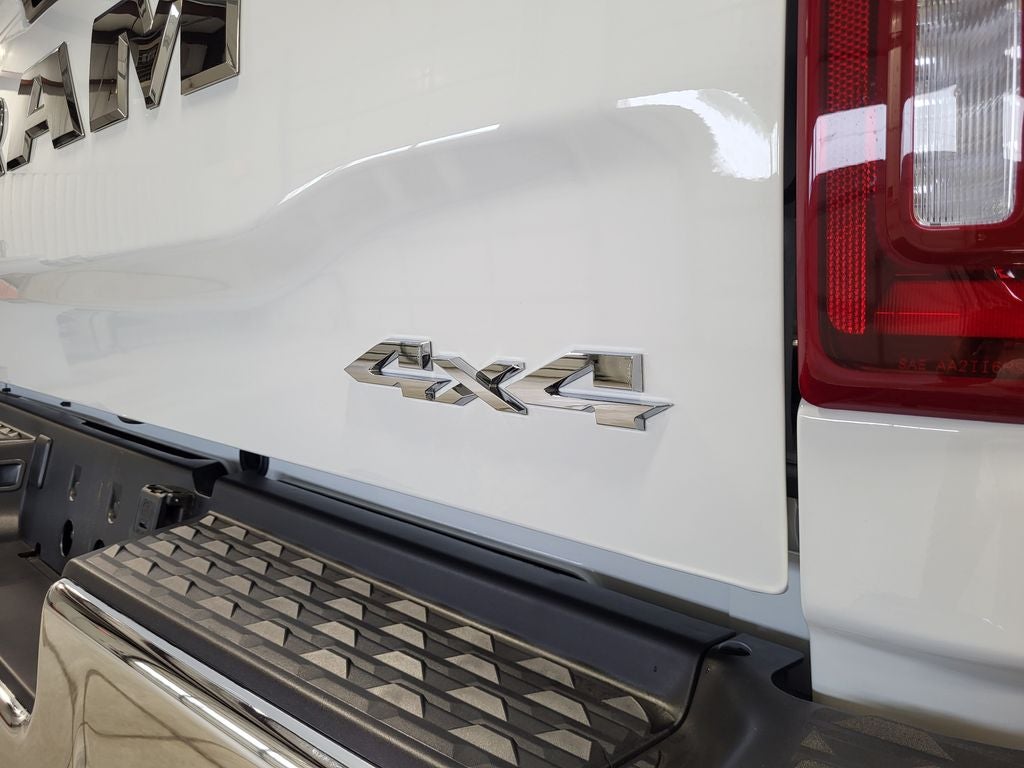 2025 RAM Ram 2500 RAM 2500 BIG HORN CREW CAB 4X4 6'4' BOX