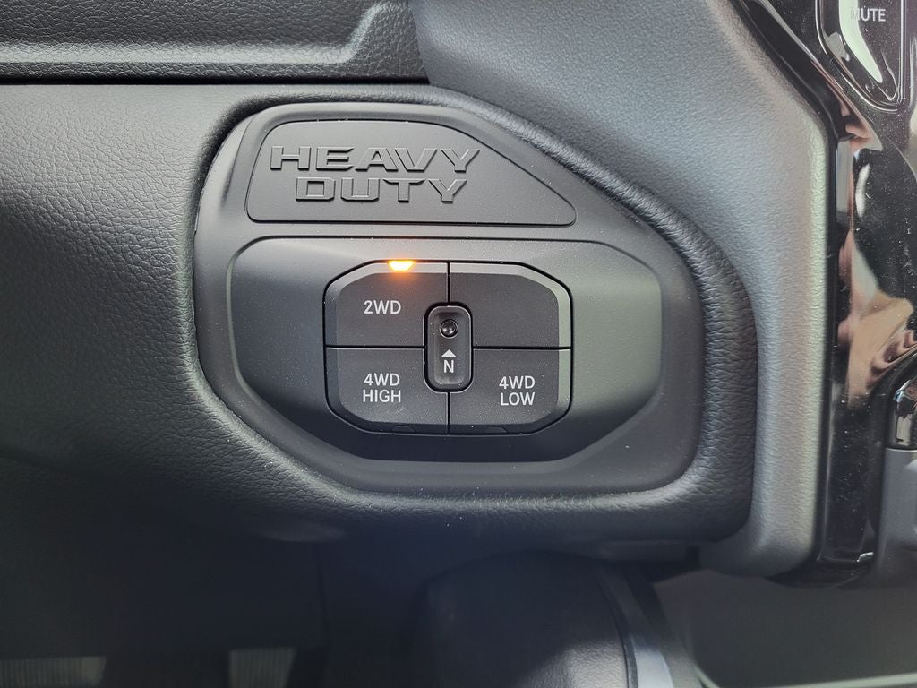 2025 RAM Ram 2500 RAM 2500 BIG HORN CREW CAB 4X4 6'4' BOX