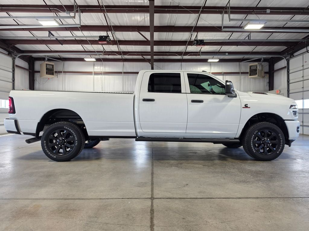 2026 RAM 2500 RAM 2500 BLACK EXPRESS CREW CAB 4X4 8' BOX