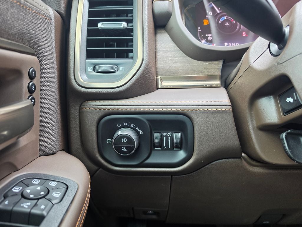 2026 RAM 2500 RAM 2500 LIMITED LONGHORN MEGA CAB 4X4 6'4' BOX