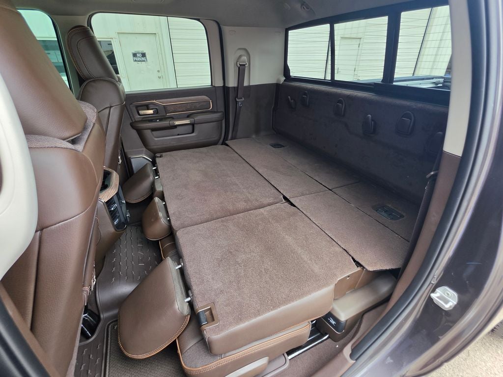 2026 RAM 2500 RAM 2500 LIMITED LONGHORN MEGA CAB 4X4 6'4' BOX