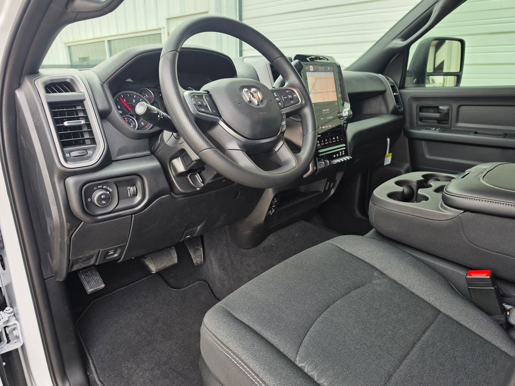 2026 RAM Ram 3500 RAM 3500 TRADESMAN CREW CAB 4X4 8' BOX