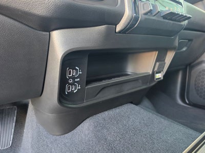 2027 RAM Ram 3500 RAM 3500 TRADESMAN CREW CAB 4X4 8' BOX