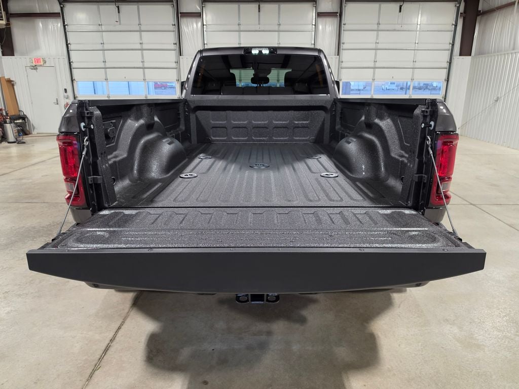2027 RAM Ram 3500 RAM 3500 BIG HORN CREW CAB 4X4 8' BOX