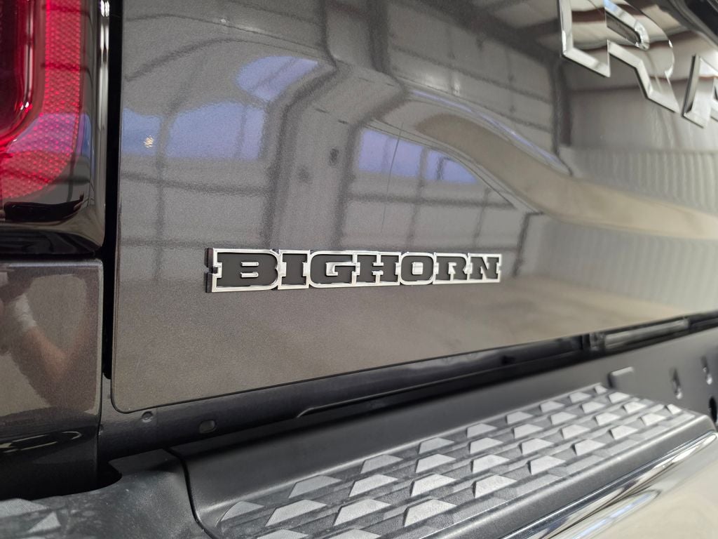2027 RAM Ram 3500 RAM 3500 BIG HORN CREW CAB 4X4 8' BOX