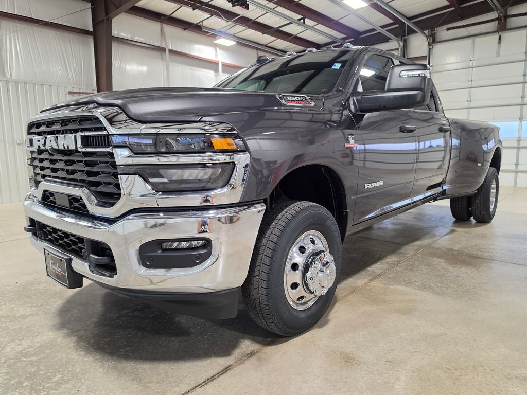 2027 RAM Ram 3500 RAM 3500 BIG HORN CREW CAB 4X4 8' BOX