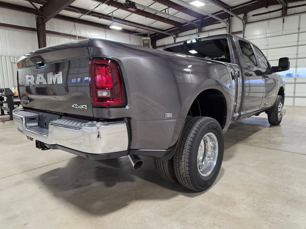 2027 RAM Ram 3500 RAM 3500 BIG HORN CREW CAB 4X4 8' BOX