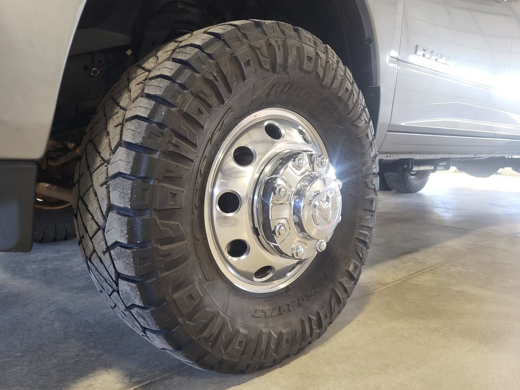 2024 RAM 3500 Laramie Crew Cab 4x4 8' Box