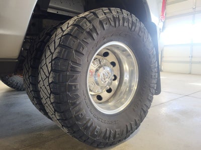 2024 RAM 3500 Laramie Crew Cab 4x4 8' Box