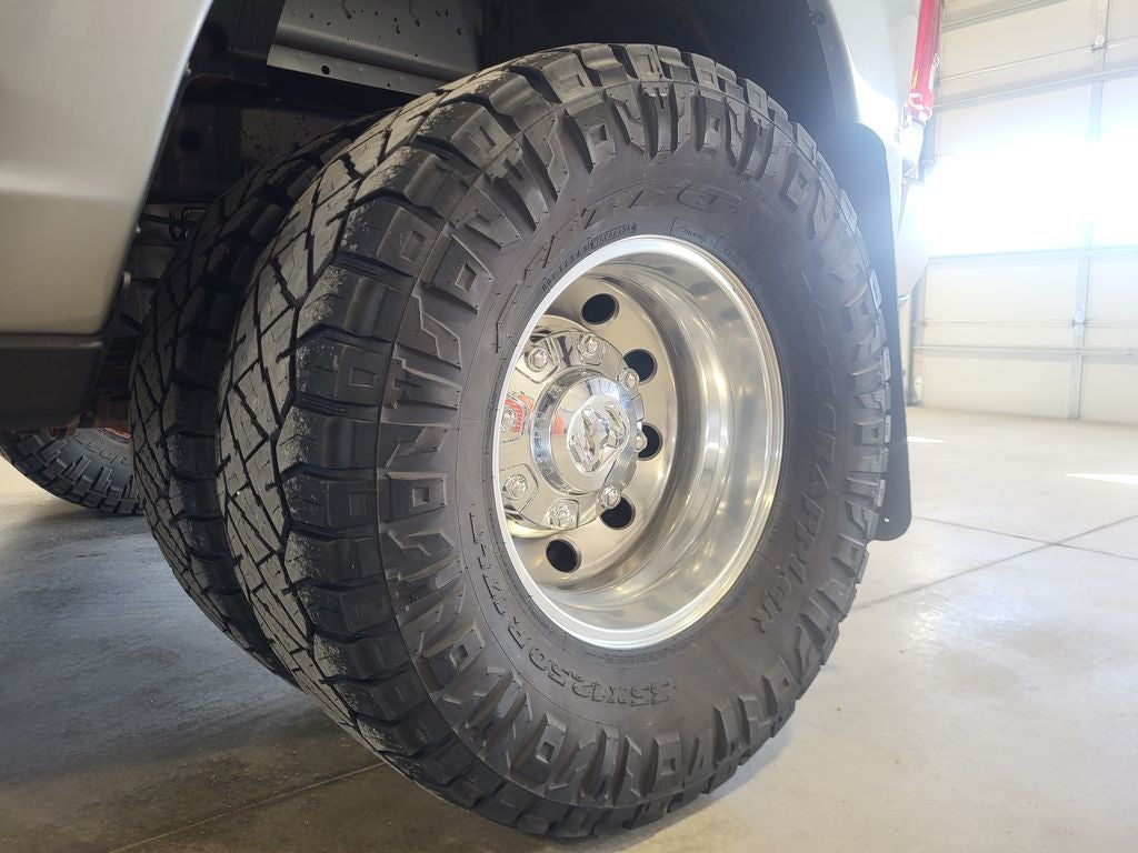 2024 RAM 3500 Laramie Crew Cab 4x4 8' Box