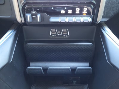 2024 RAM 3500 Laramie Crew Cab 4x4 8' Box