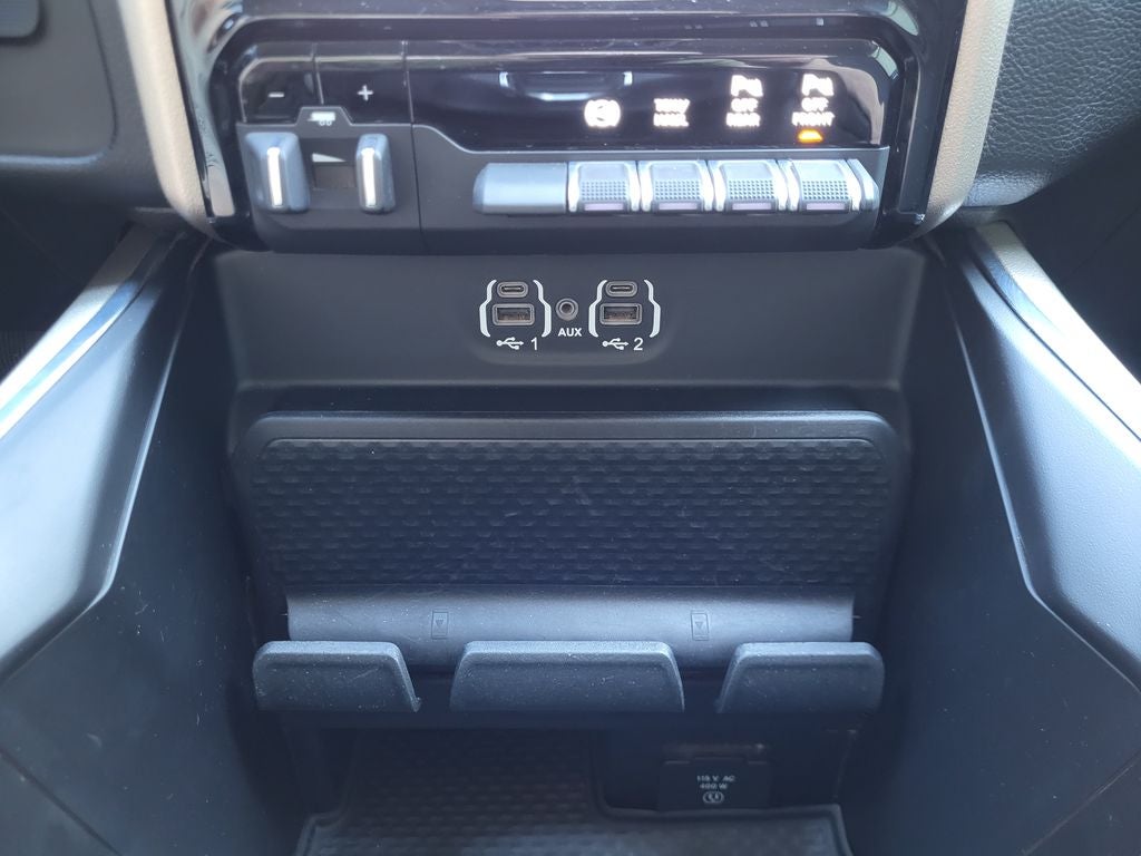 2024 RAM 3500 Laramie Crew Cab 4x4 8' Box