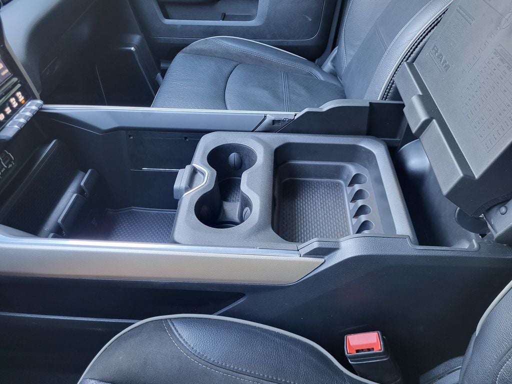 2024 RAM 3500 Laramie Crew Cab 4x4 8' Box