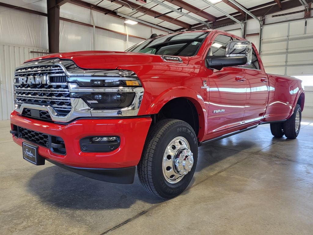 2026 RAM Ram 3500 RAM 3500 LIMITED LONGHORN CREW CAB 4X4 8' BOX