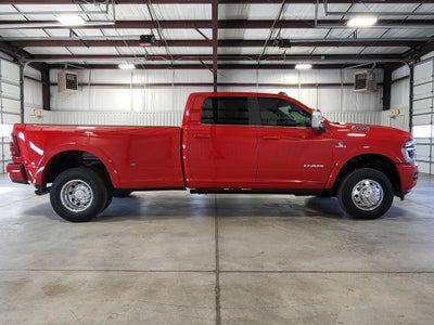 2026 RAM Ram 3500 RAM 3500 LIMITED LONGHORN CREW CAB 4X4 8' BOX