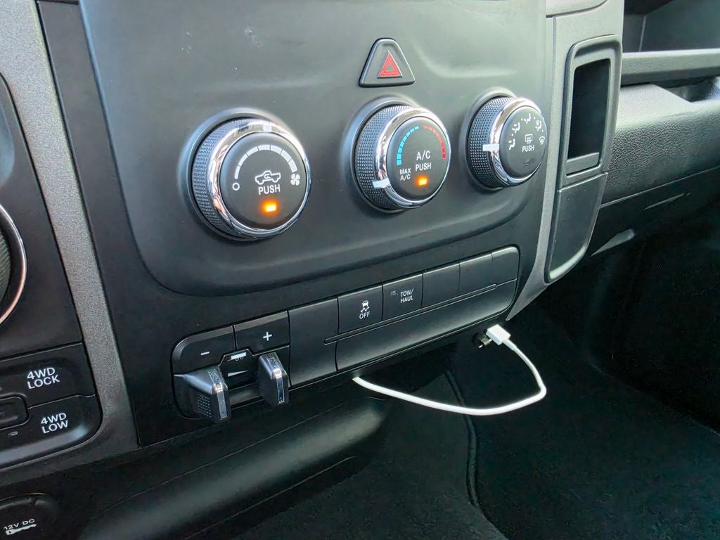 2021 RAM 1500 Classic Tradesman Regular Cab 4x4 6'4' Box