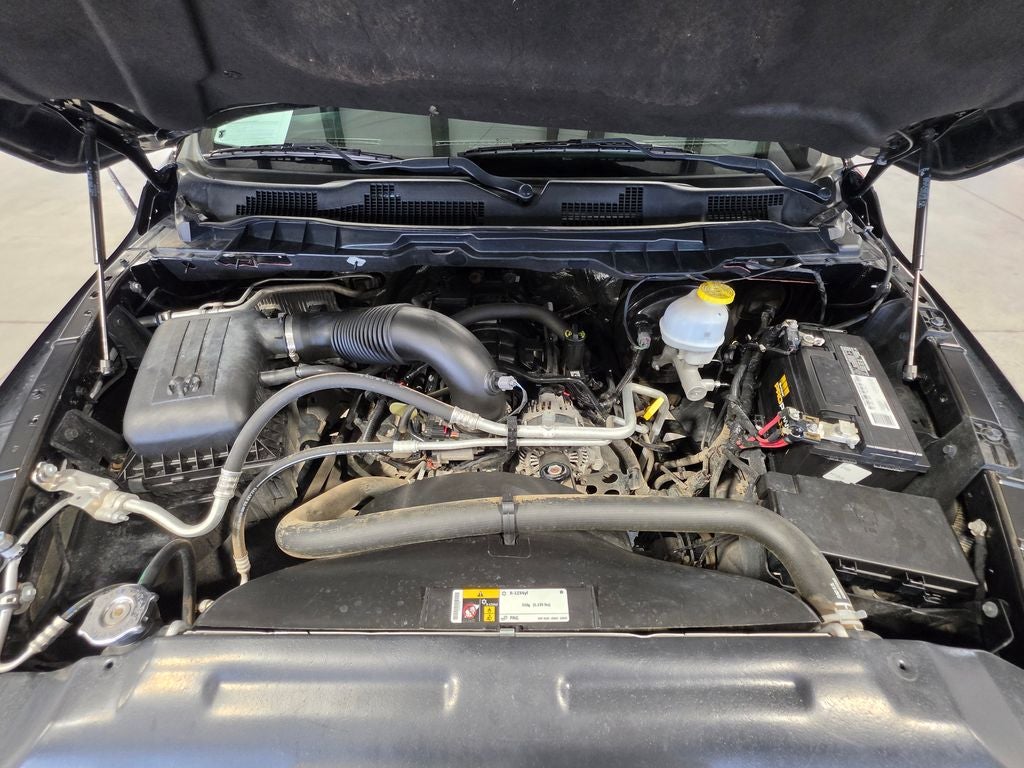 2021 RAM 1500 Classic Tradesman Regular Cab 4x4 6'4' Box