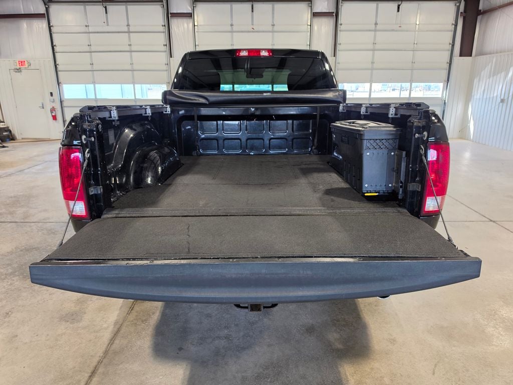 2021 RAM 1500 Classic Tradesman Regular Cab 4x4 6'4' Box