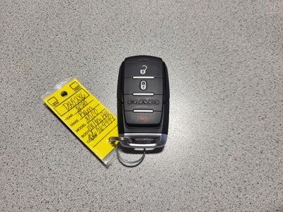 2025 RAM Ram 2500 RAM 2500 TRADESMAN CREW CAB 4X4 6'4' BOX