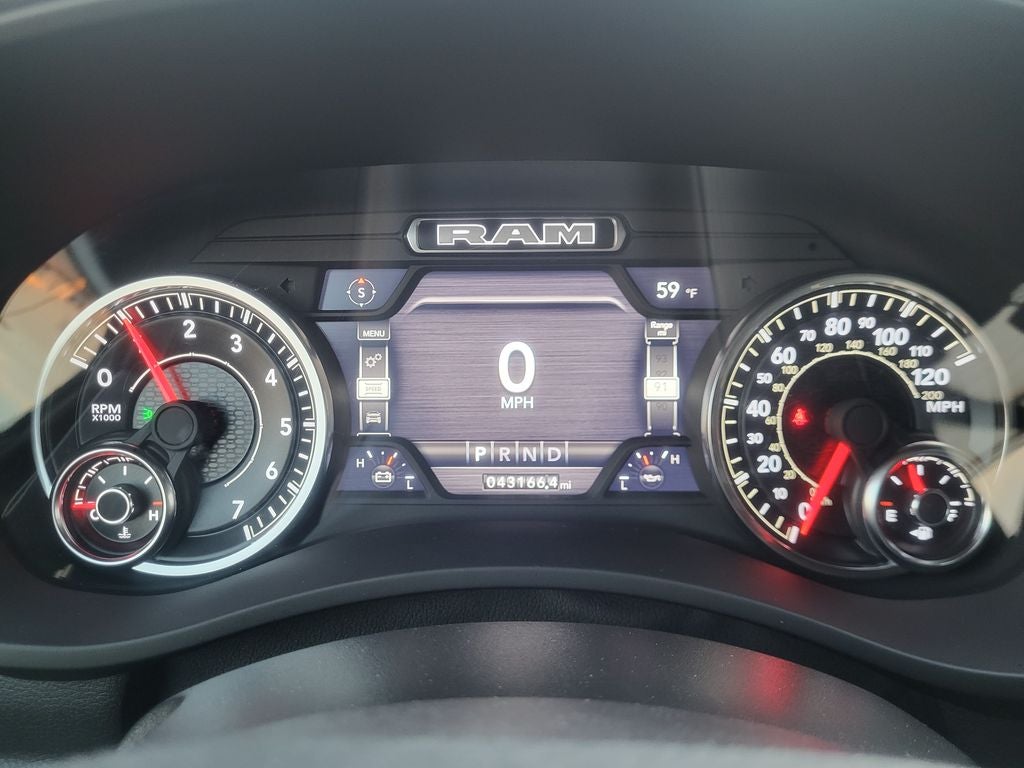 2023 RAM 2500 Tradesman Crew Cab 4x4 6'4' Box