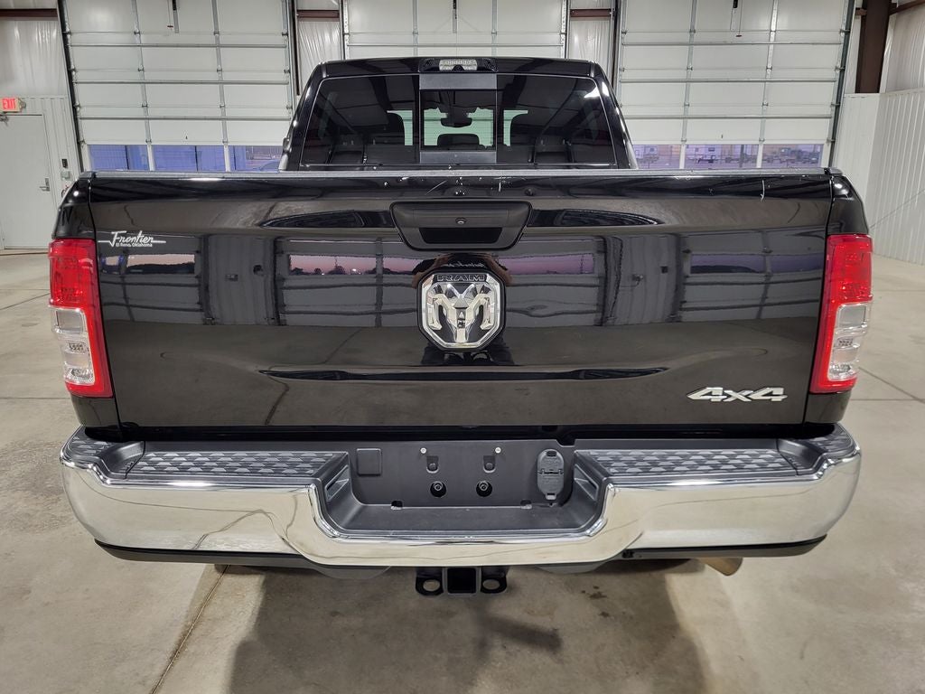 2023 RAM 2500 Tradesman Crew Cab 4x4 6'4' Box