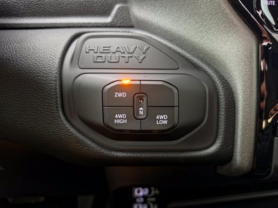 2027 RAM Ram 2500 RAM 2500 BLACK EXPRESS CREW CAB 4X4 8' BOX
