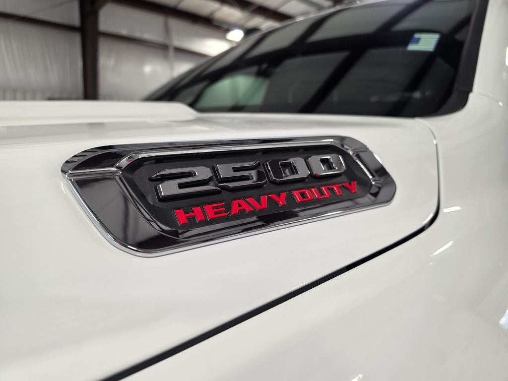 2026 RAM 2500 RAM 2500 TRADESMAN CREW CAB 4X4 8' BOX