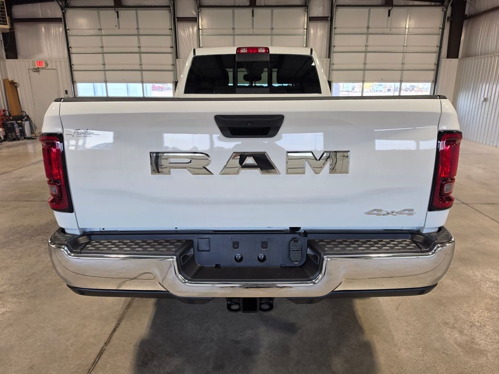 2026 RAM 2500 RAM 2500 TRADESMAN CREW CAB 4X4 8' BOX